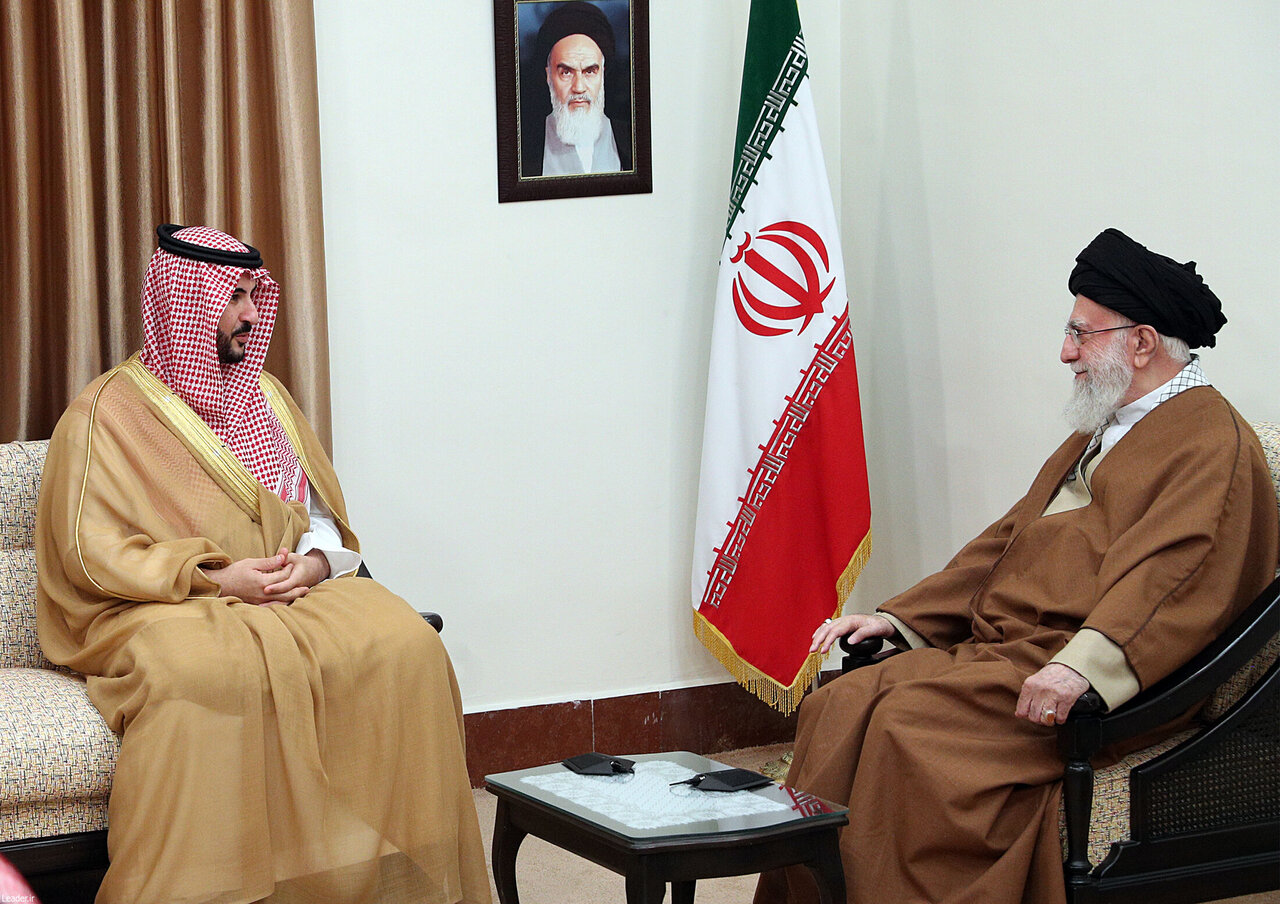اهداف سفر «برادرِ بن سلمان» به ایران در آستانه دور دوم مذاکرات ایران و آمریکا