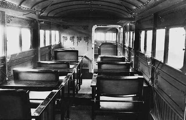 کمربندهایتان را ببندید و با یک پرواز ۱۰۰ ساله همراه شوید!