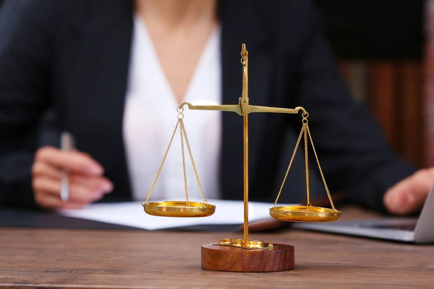 نکاتی که پیش از شروع فعالیت اقتصادی باید بدانید