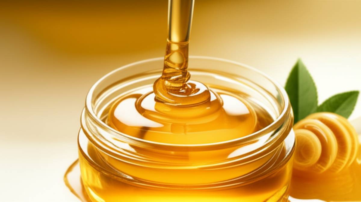 نقد و بررسی کرم محافظ عسل مدی هانی | ویژگی ها و فواید کامل